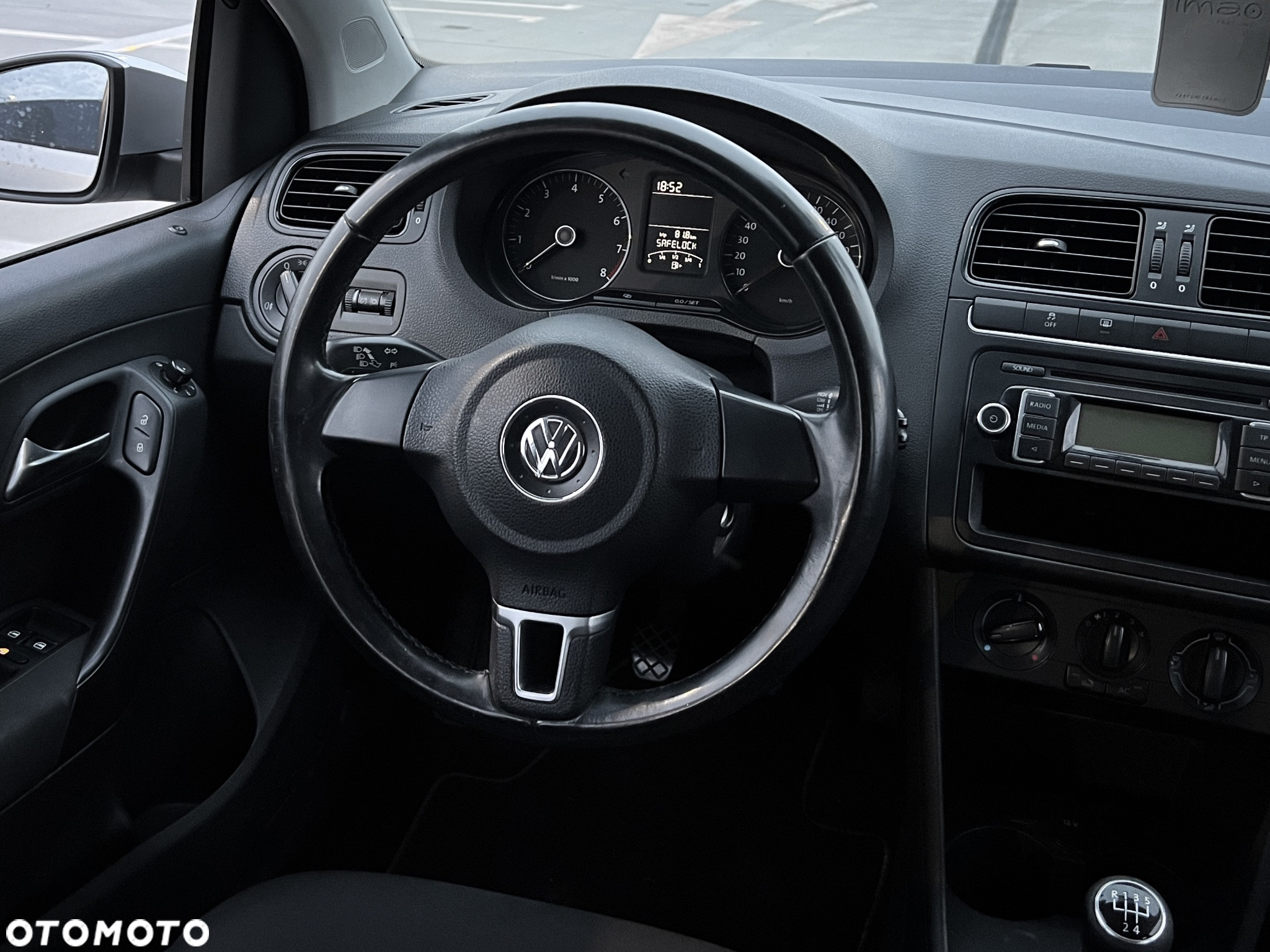 Volkswagen Polo 1.4 16V Trendline - 15