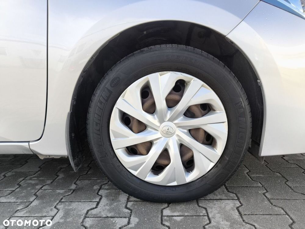 Toyota Corolla 1.6 Premium EU6 - 16