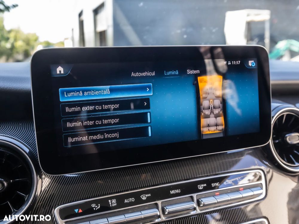 Mercedes-Benz V 220 d Extralang 9G-TRONIC Avantgarde - 29