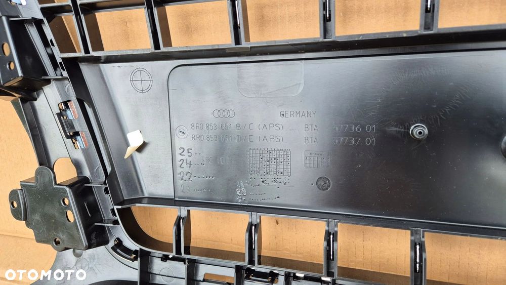 Atrapa Chłodnicy Grill Audi Q5 8R 08-12 OE 8R0853651B C D E Oryginał Nowa ! - 13