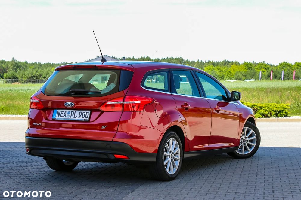 Ford Focus 1.5 EcoBlue Start-Stopp-System ST-LINE DESIGN - 8