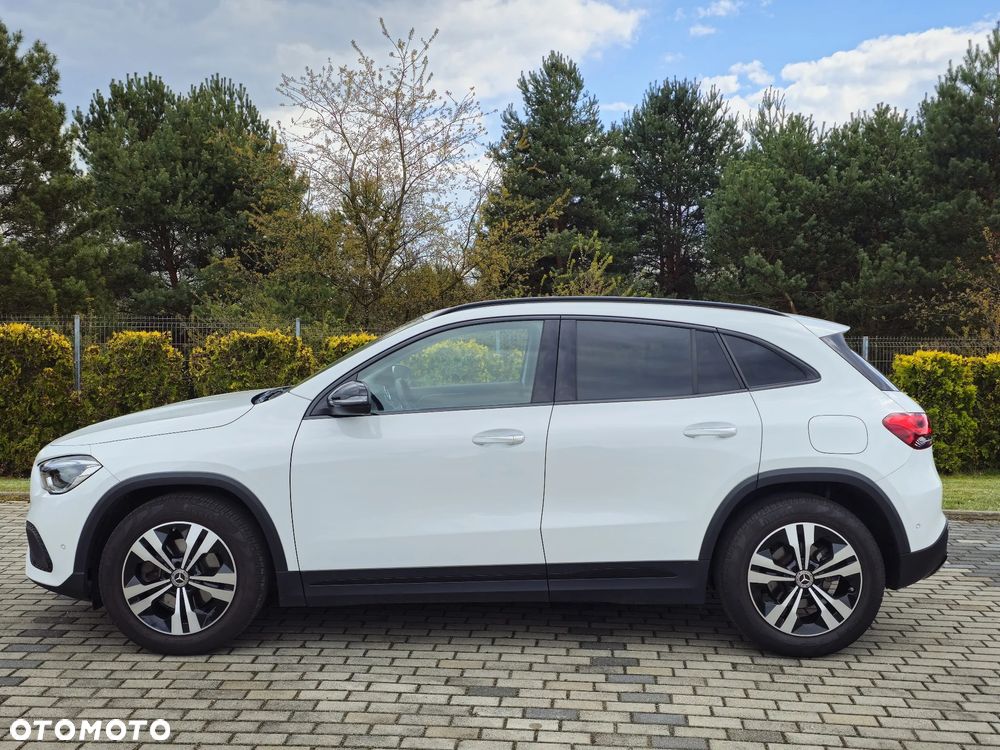 Mercedes-Benz GLA 200 Progressive - 14