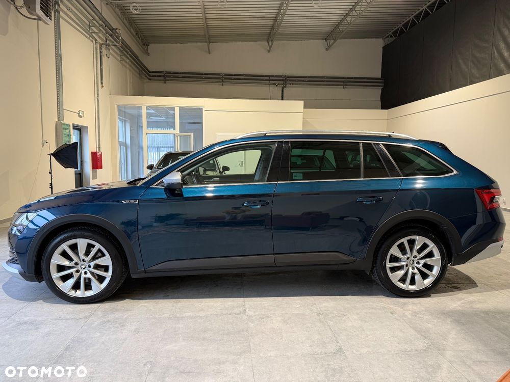 Skoda Superb 2.0 TDI SCR 4x4 Scout DSG - 3