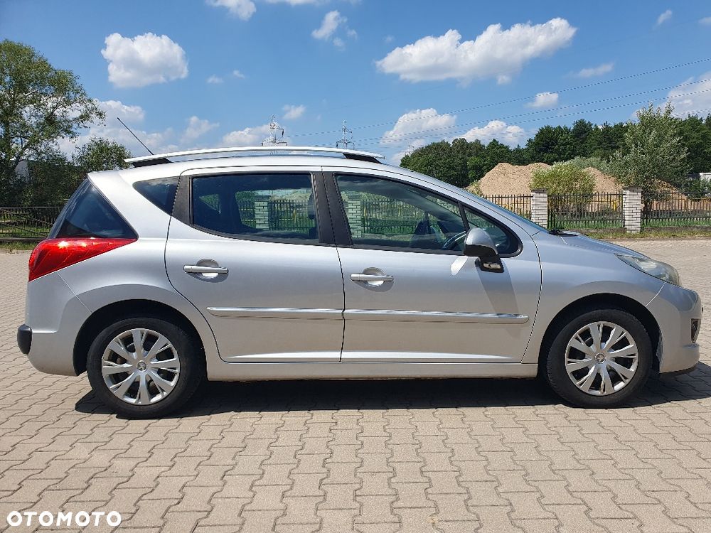Peugeot 207 - 2