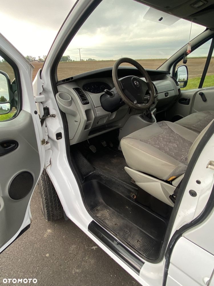 Opel Vivaro - 9
