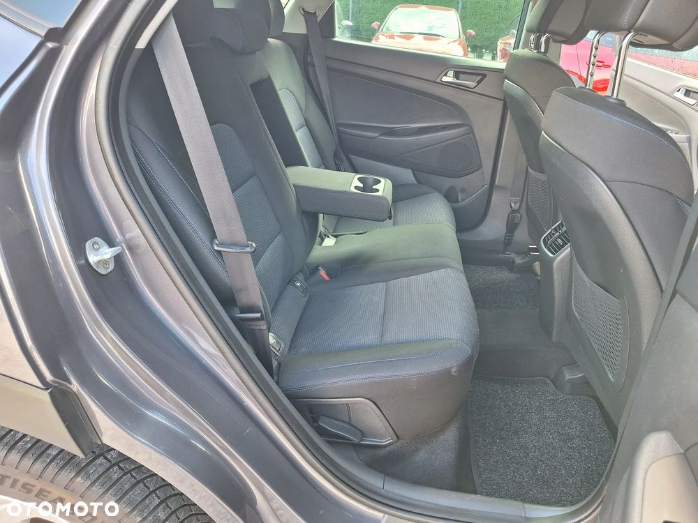 Hyundai Tucson blue 1.6 GDi 2WD Passion - 32