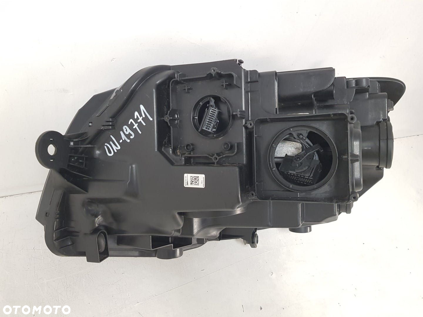 VW T6 MULTIVAN TRANSPORTER LAMPA PRAWA FULL LED REFLEKTOR 7E1941036A IDEALNY - 10