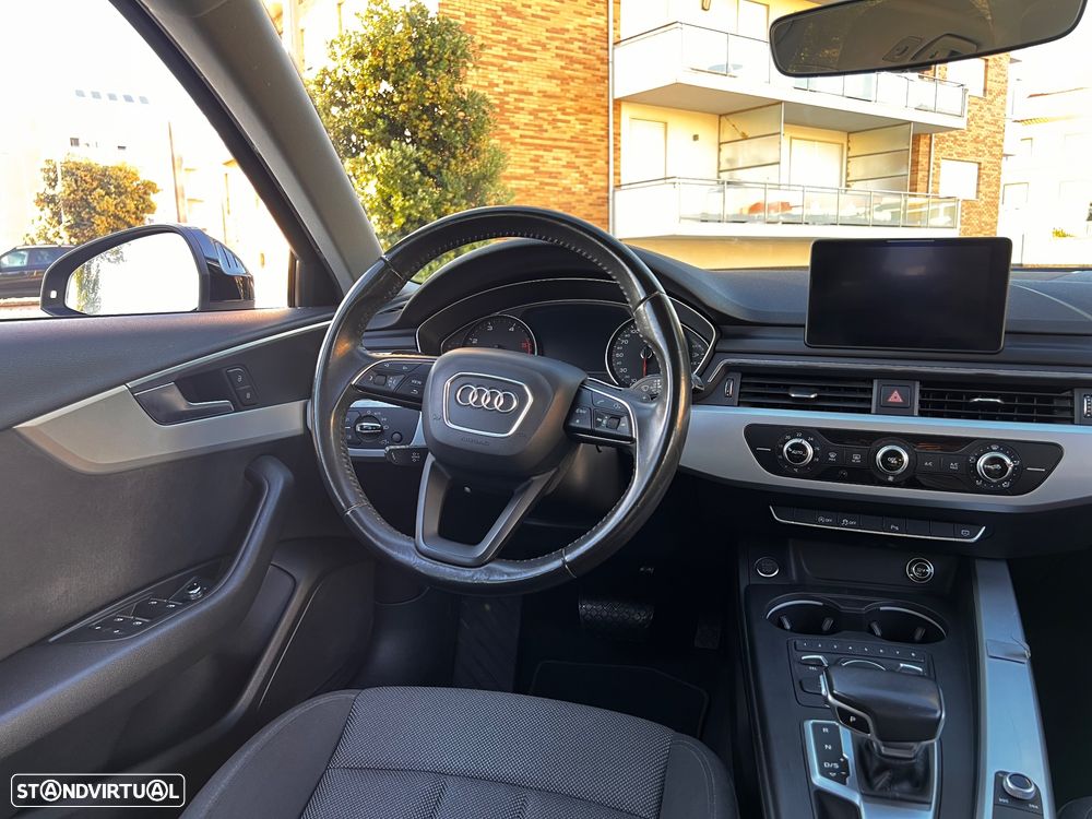 Audi A4 Avant 2.0 TDI Advance S tronic - 3