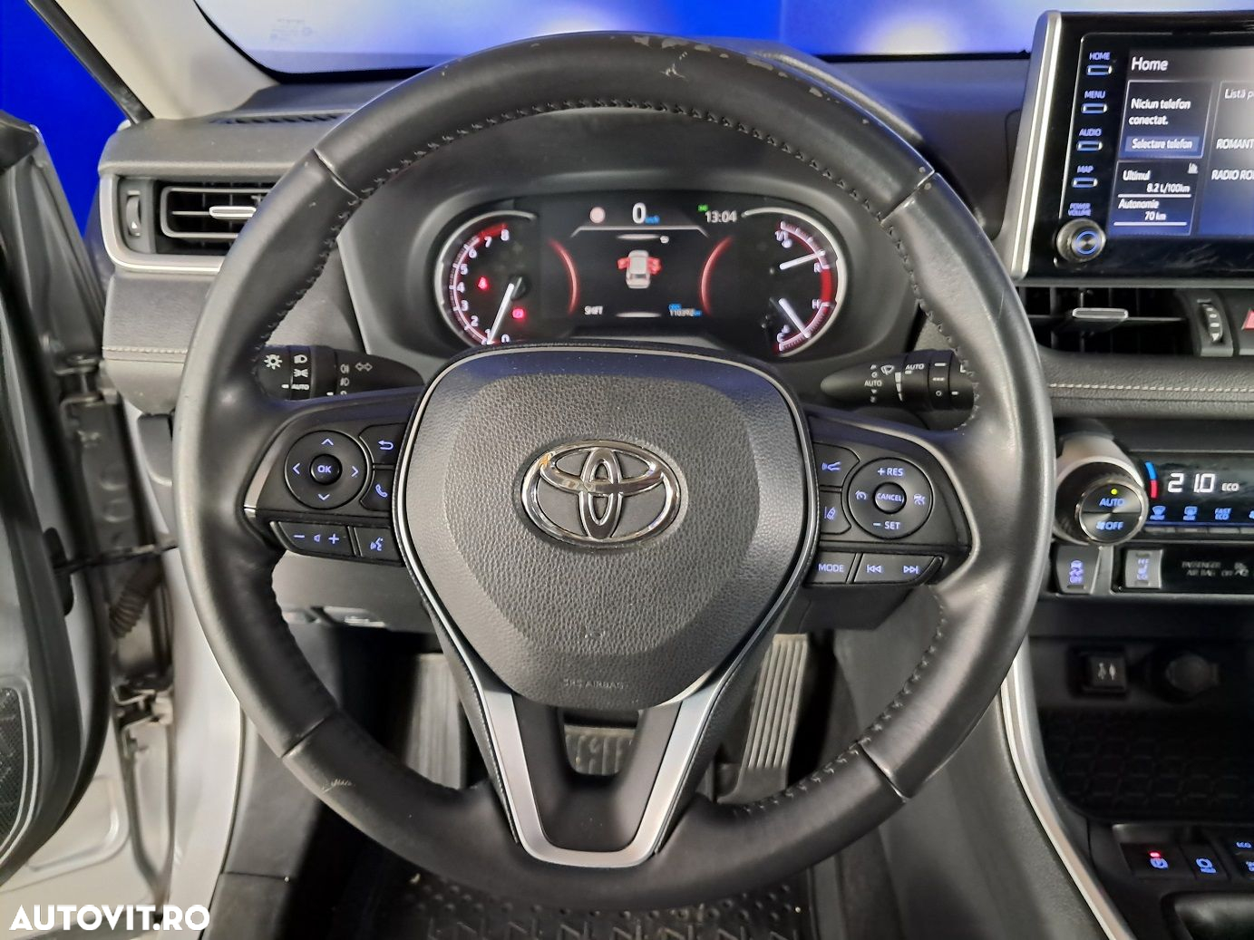 Toyota RAV4 - 11