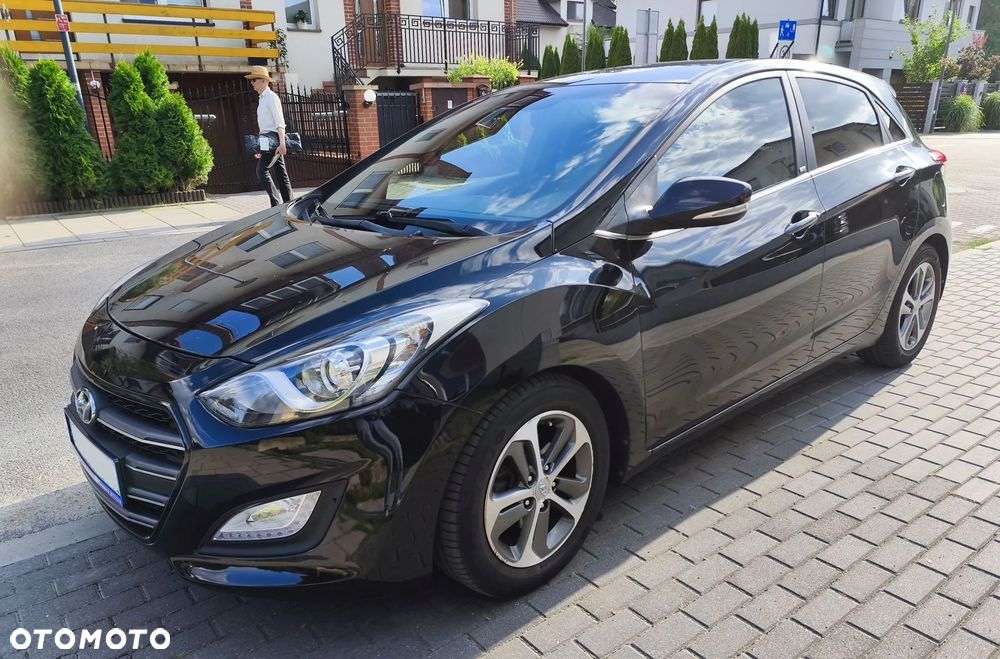 Hyundai i30 1.6 D GO - 1