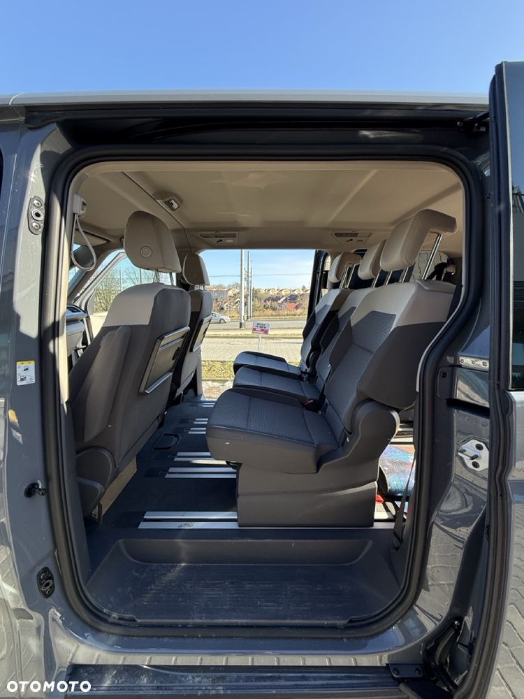 Volkswagen Multivan - 4