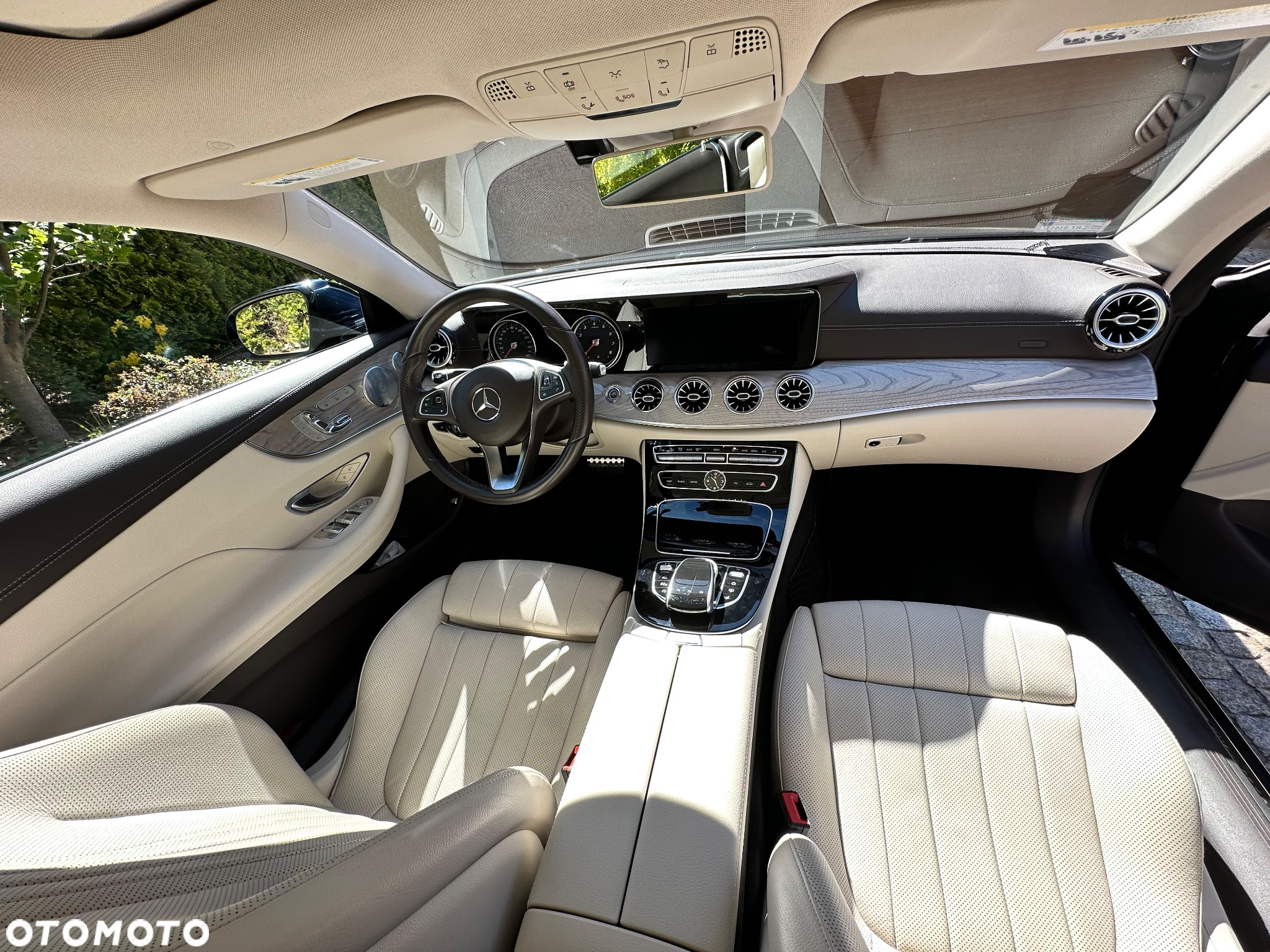Mercedes-Benz Klasa E 400 4Matic Coupe 9G-TRONIC AMG Line - 15