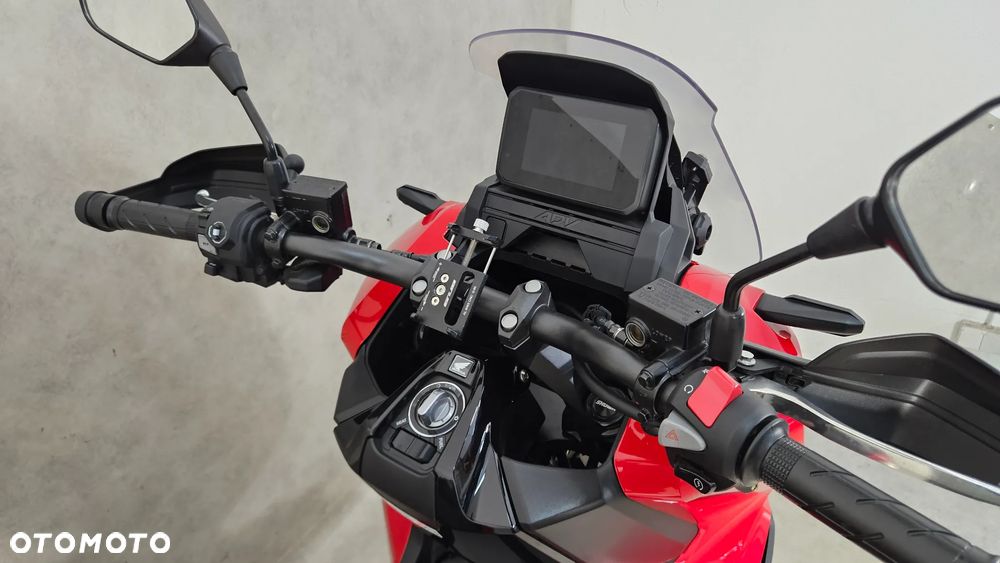 Honda ADV350 - 12