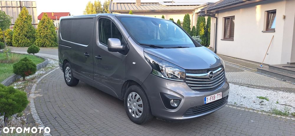 Opel Vivaro - 2