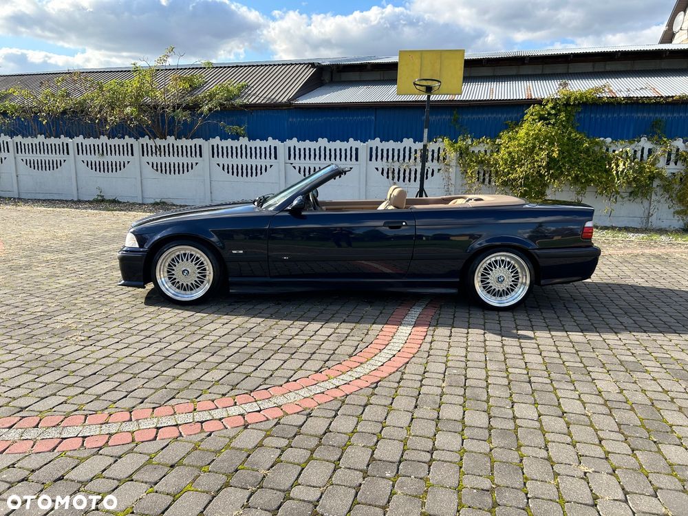 BMW Seria 3 328i - 4