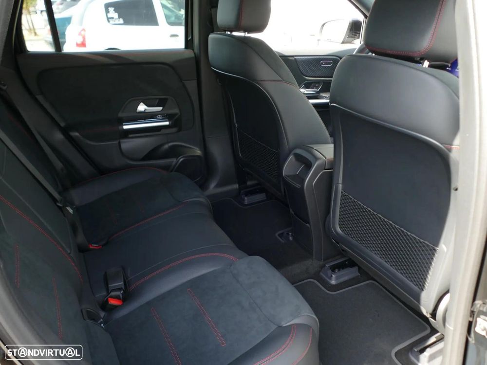 Mercedes-Benz EQA 250+ AMG Line - 34