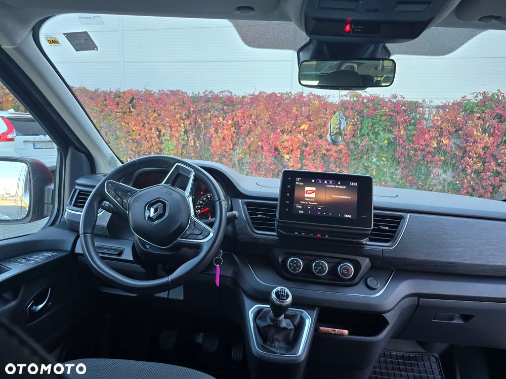Renault Trafic - 10