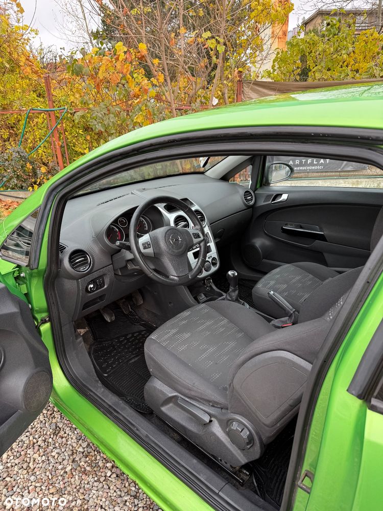 Opel Corsa 1.2 16V 111 - 9