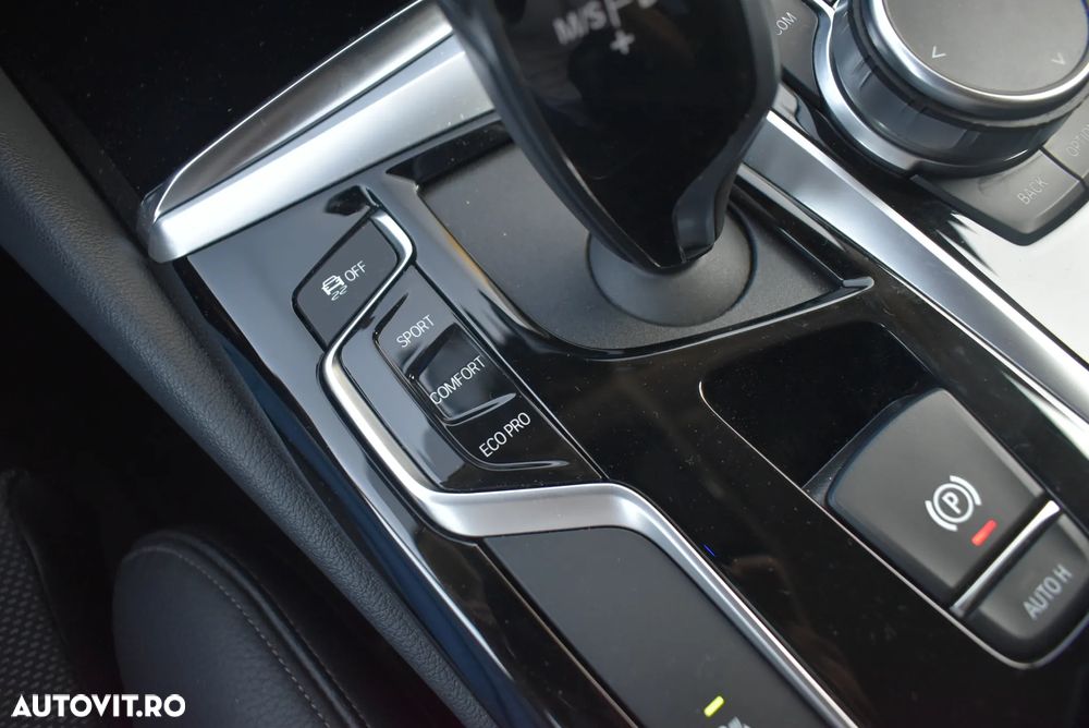 BMW Seria 5 520d xDrive AT MHEV - 18