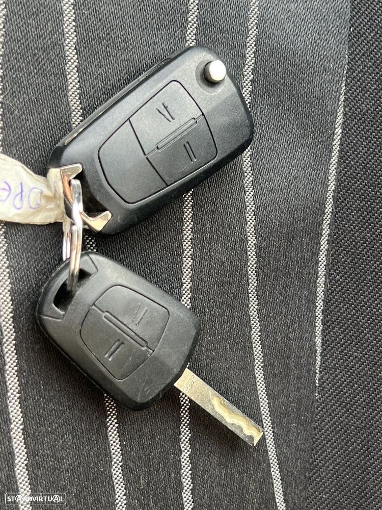 Opel Corsa 1.2 Enjoy - 18