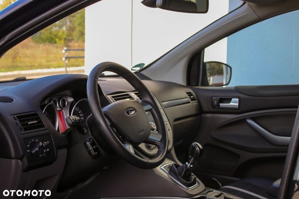 Ford Kuga 2.0 TDCi 4x4 Titanium - 30