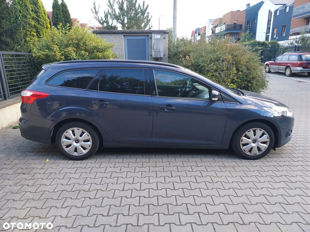 Ford Focus 1.0 EcoBoost Ambiente - 16