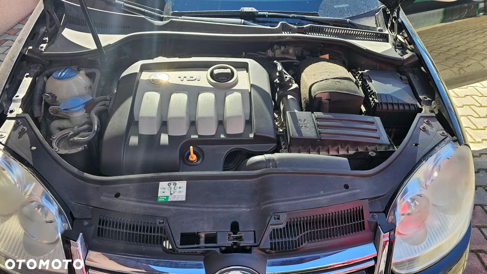 Volkswagen Jetta 1.9 TDI Comfortline - 4