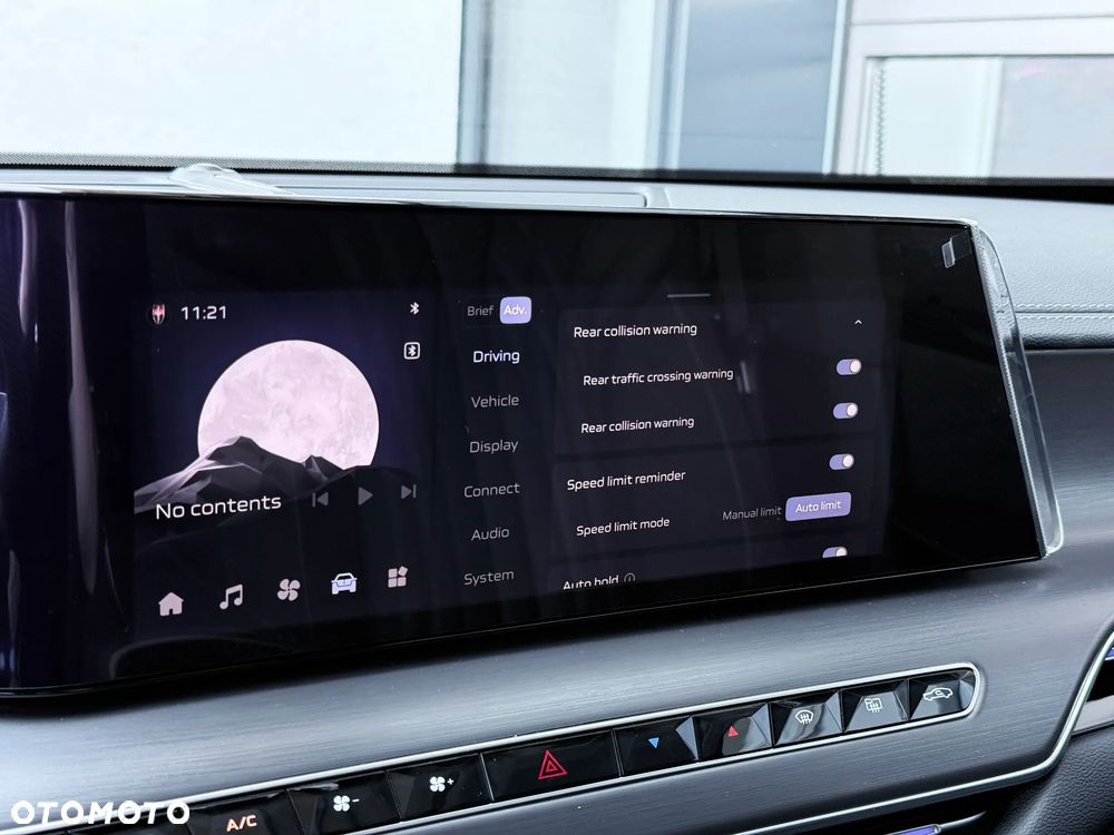 Hongqi H9 2.0T Deluxe - 35