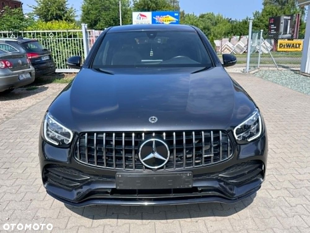 Mercedes-Benz GLC 220 d 4Matic 9G-TRONIC AMG Line - 2