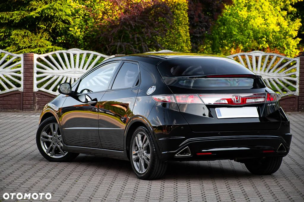 Honda Civic 1.8 GT Special Edition - 13
