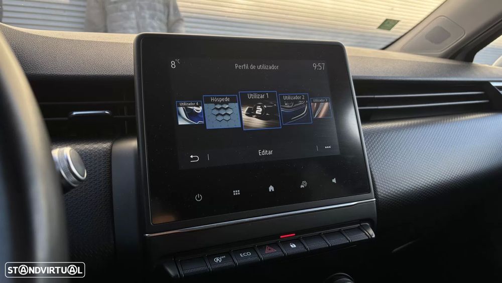 Renault Clio 1.0 TCe Zen Bi-Fuel - 23