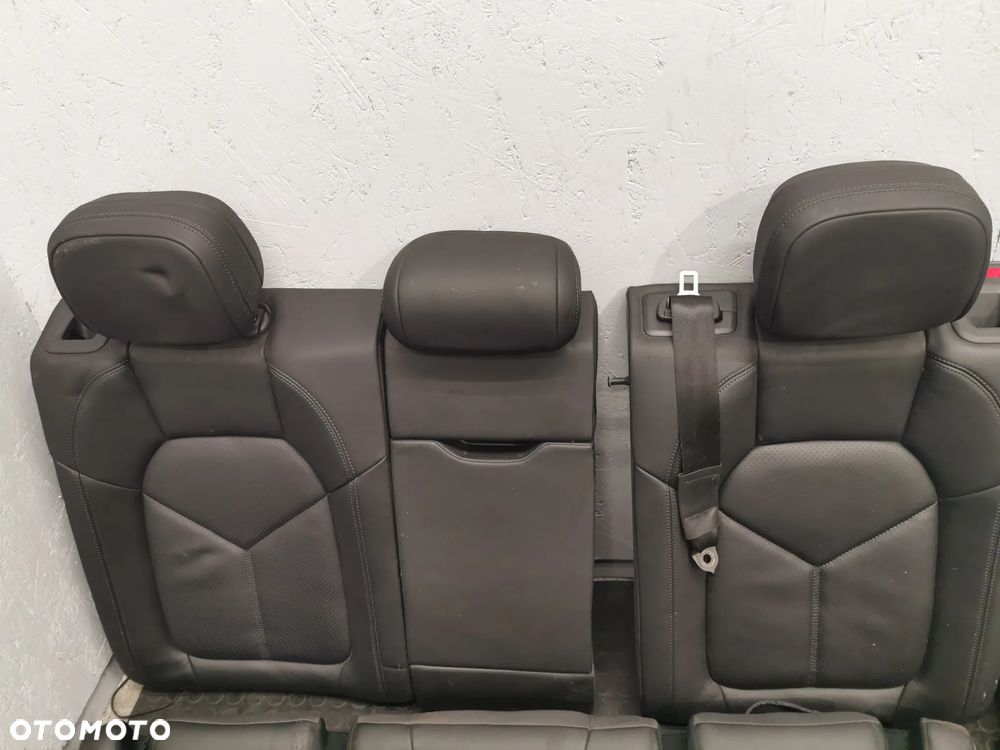 Porsche Macan 95B fotele kanapa tapicerki komplet czarna skóra - 8