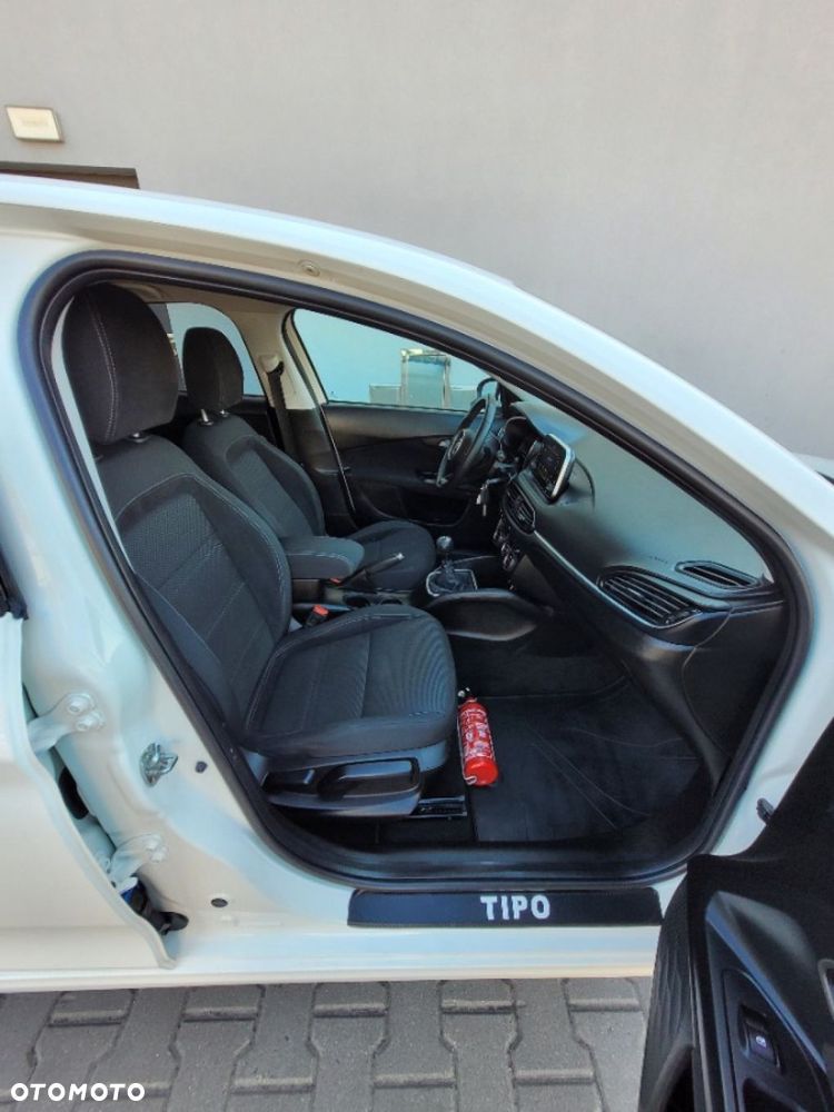 Fiat Tipo 1.4 T-Jet Lounge - 19
