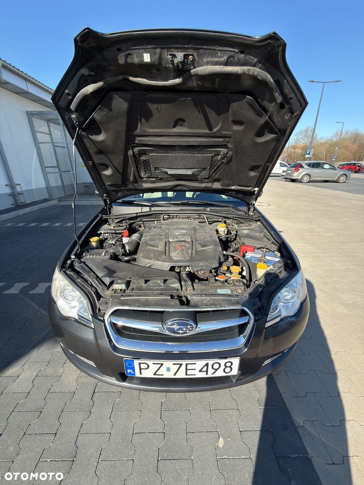 Subaru Legacy 3.0RA 000 - 38