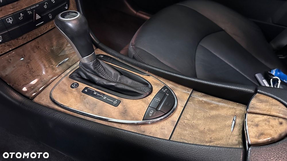 Mercedes-Benz Klasa E 350 4Matic Avantgarde Sport Edition - 18