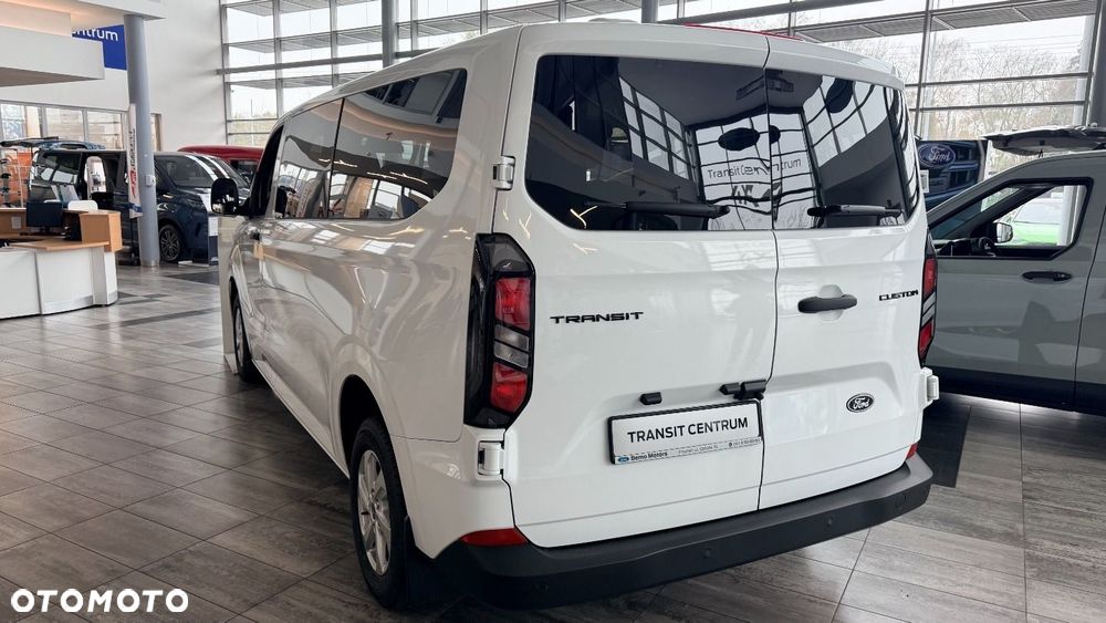 Ford Transit Custom - 11