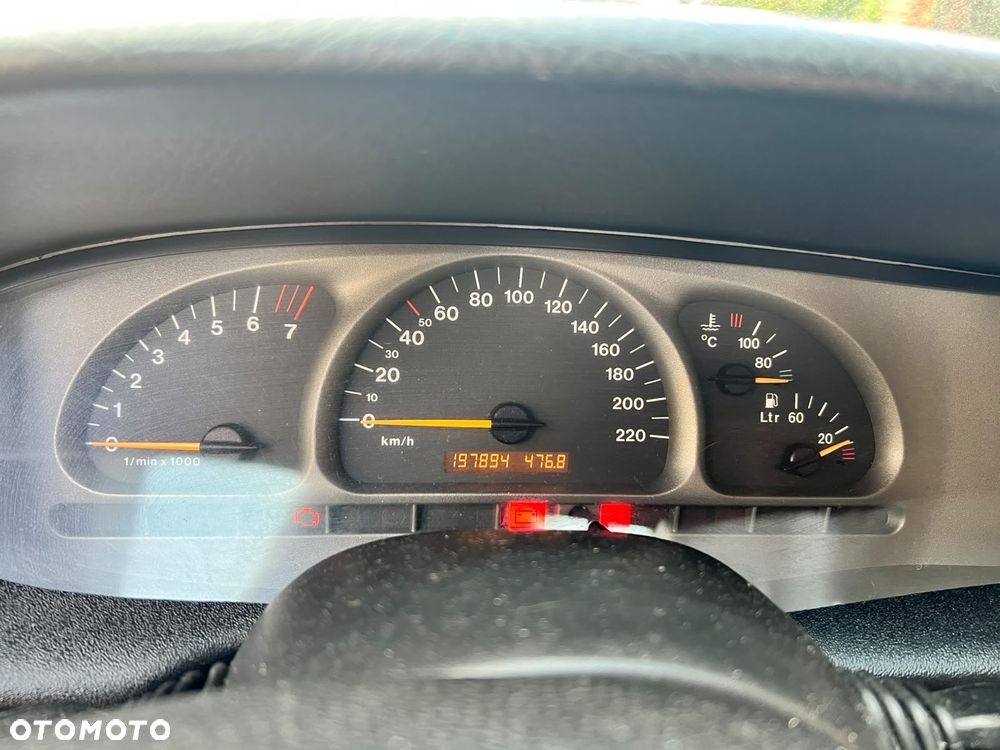 Opel Vectra 1.8 CD Exklusiv - 11