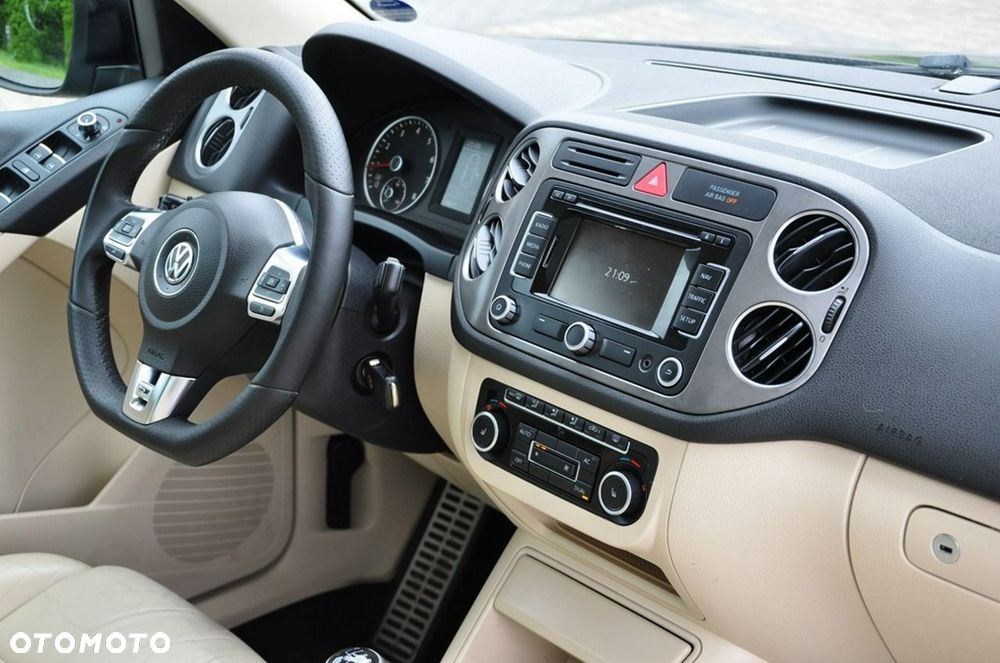 Volkswagen Tiguan - 30