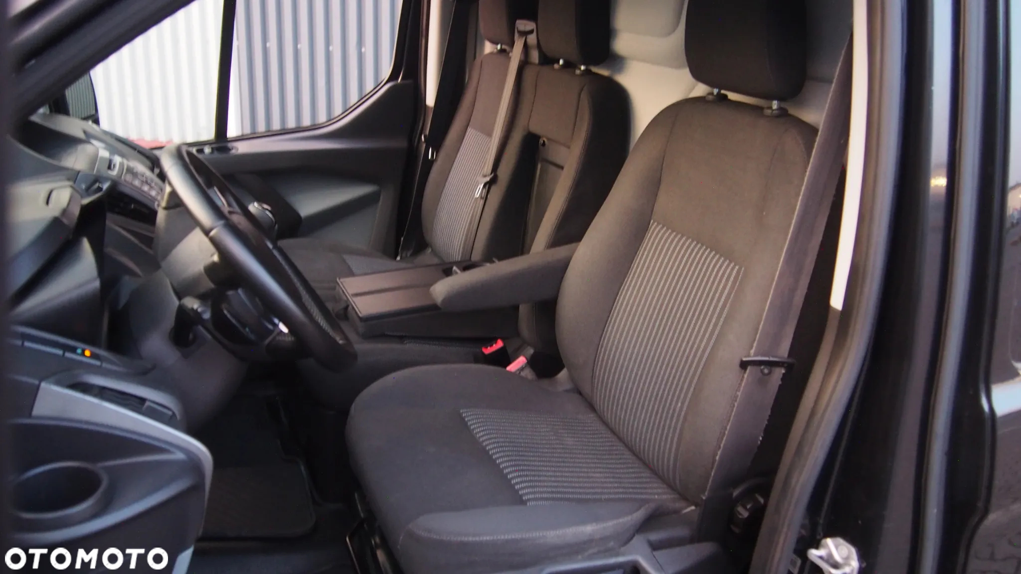Ford Transit Custom - 21