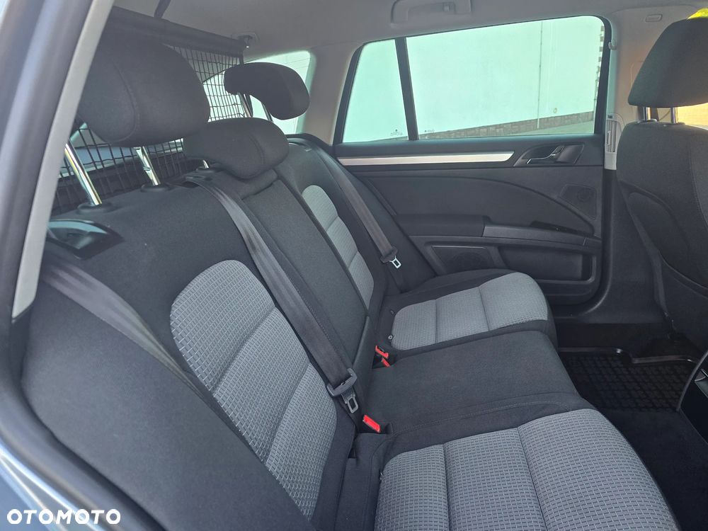 Skoda Superb 2.0 TDI Elegance DSG - 19