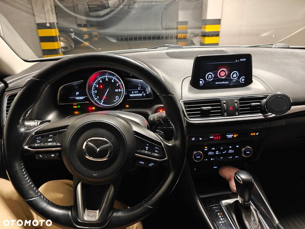 Mazda 3 - 7