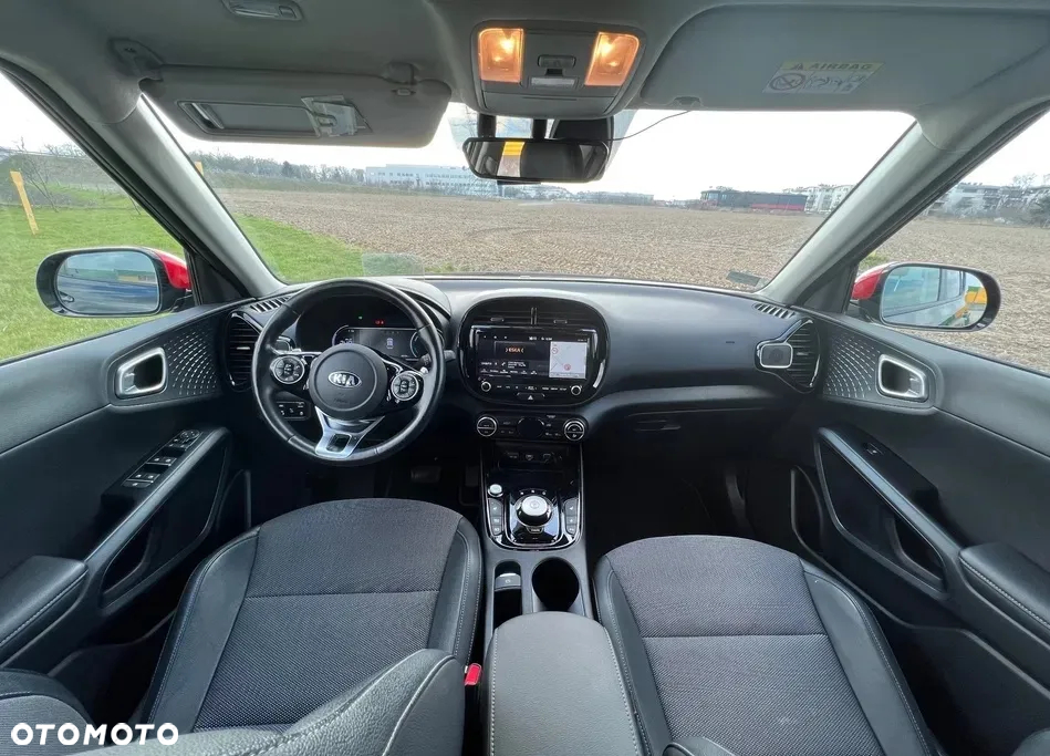 Kia Soul e-Soul 64kWh L - 14