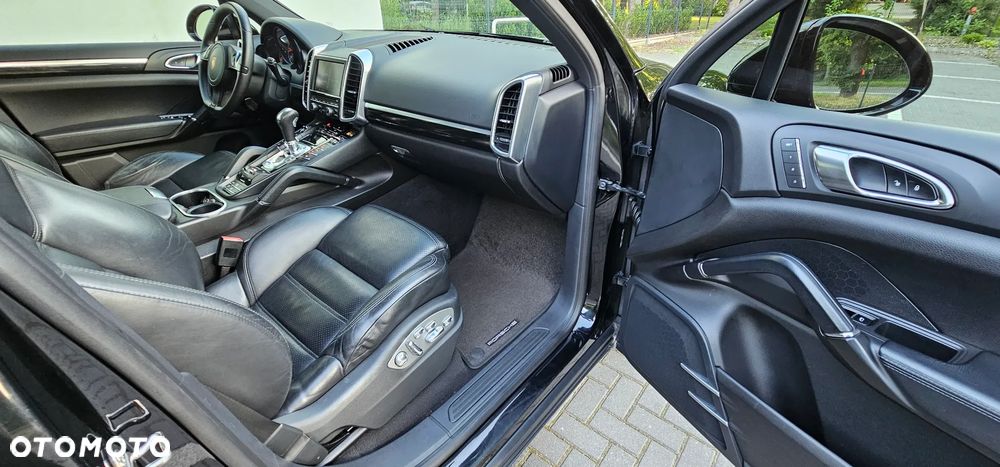 Porsche Cayenne Diesel Platinum Edition - 20