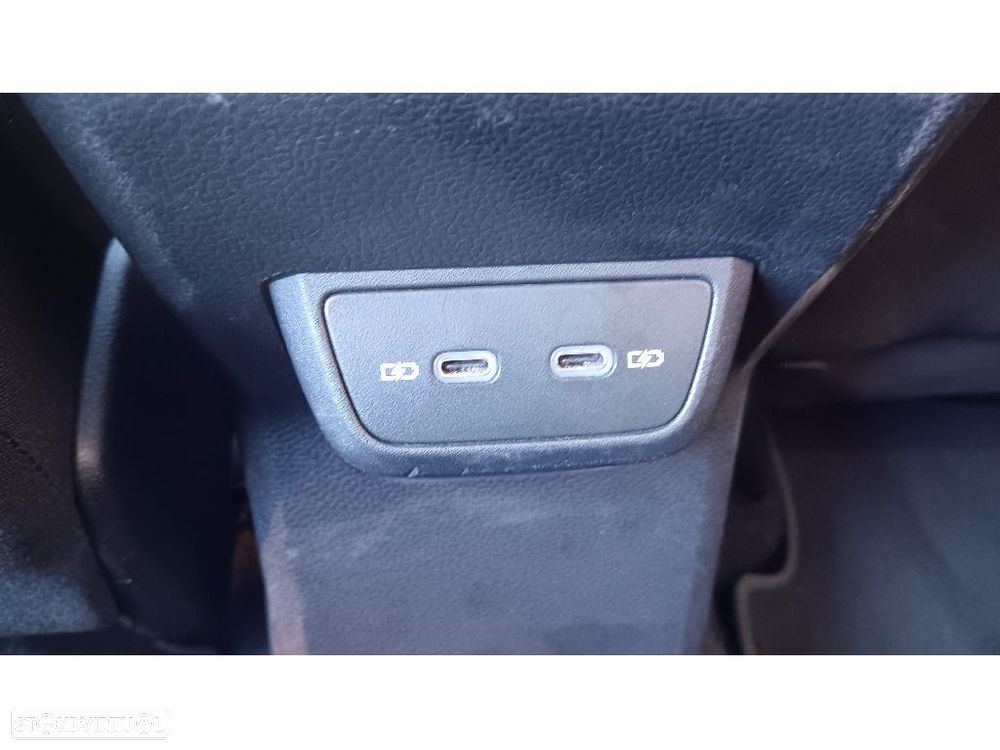 VW Taigo 1.0 TSI Urban DSG - 16