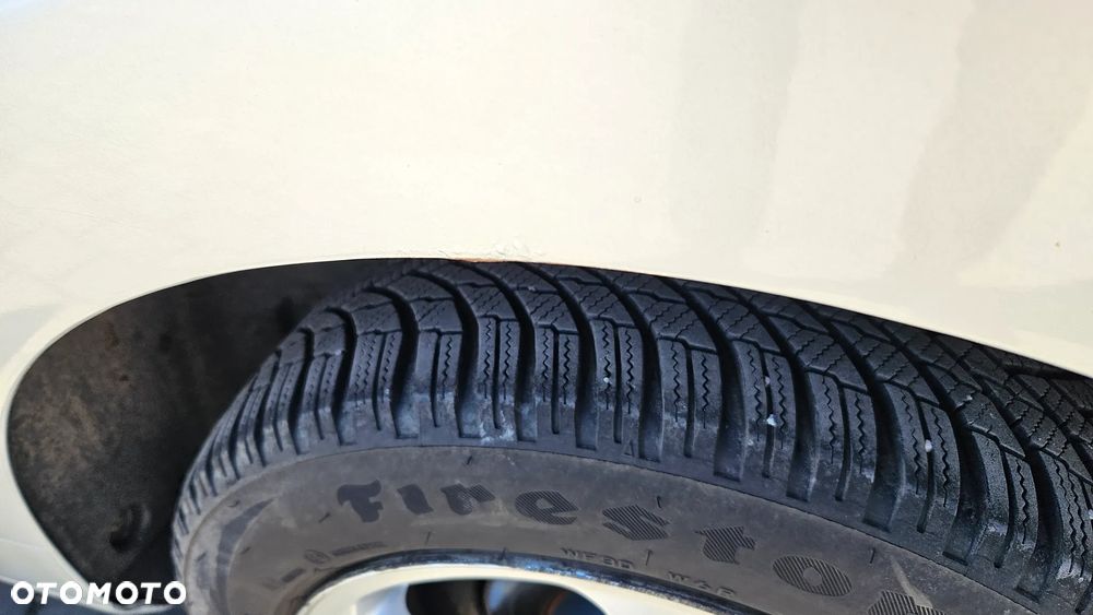 Skoda RAPID 1.4 TDI DPF Ambition DSG - 23