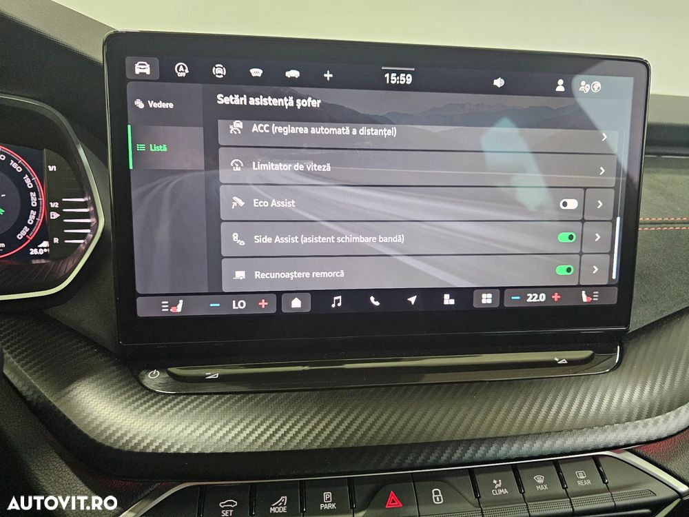 Skoda Octavia 2.0 TSI 265 CP DSG RS - 27