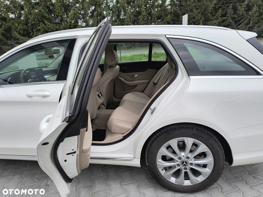 Mercedes-Benz Klasa C 220 d 9G-TRONIC Exclusive - 7