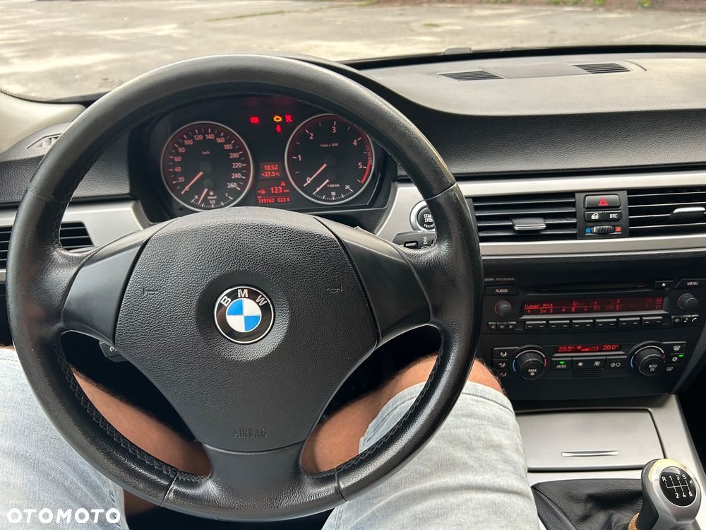 BMW Seria 3 330d - 17