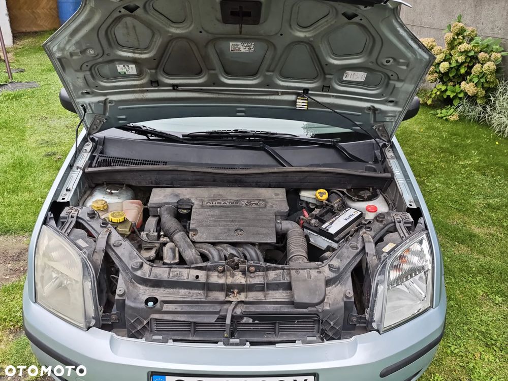 Ford Fusion 1.4 Ambiente - 4