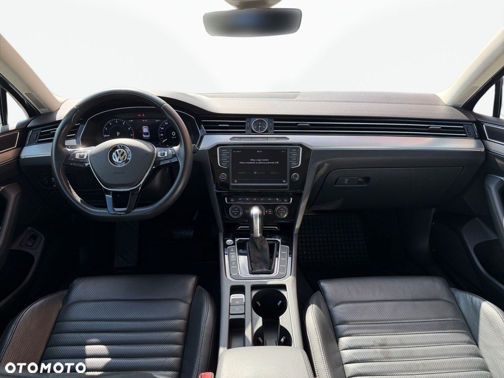 Volkswagen Passat 2.0 TSI BMT 4Mot Highline DSG - 36